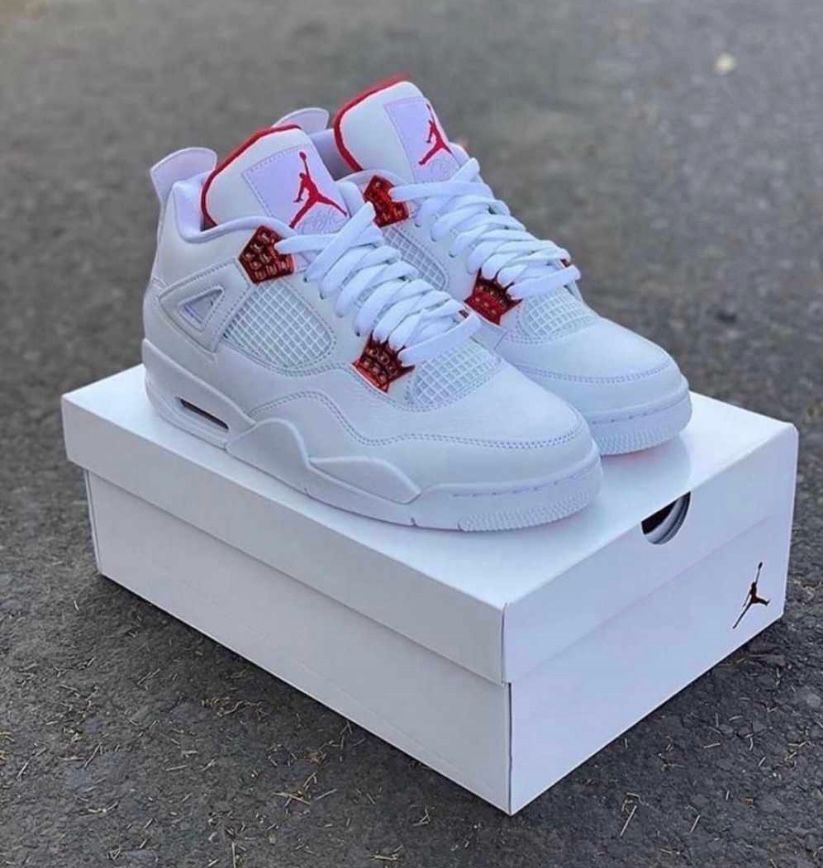Jordan 4