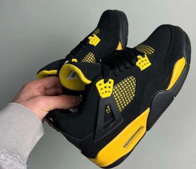 Jordan 4 (Yellow Thunder)