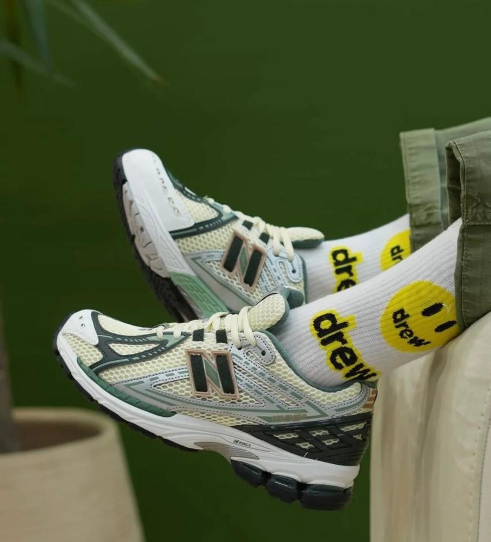 New Balance 1906R
