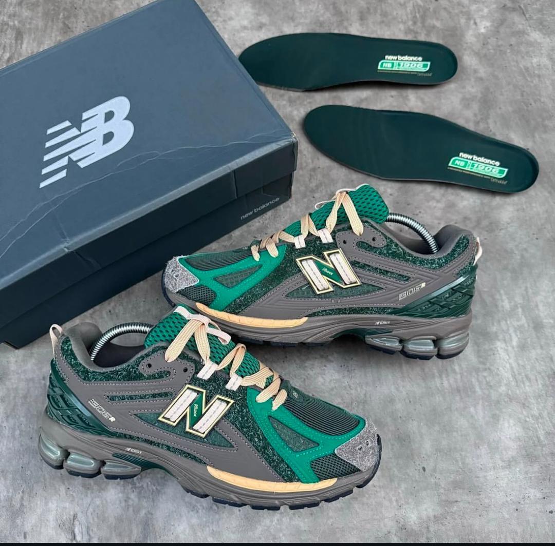 New Balance 1906R (Ash & G)