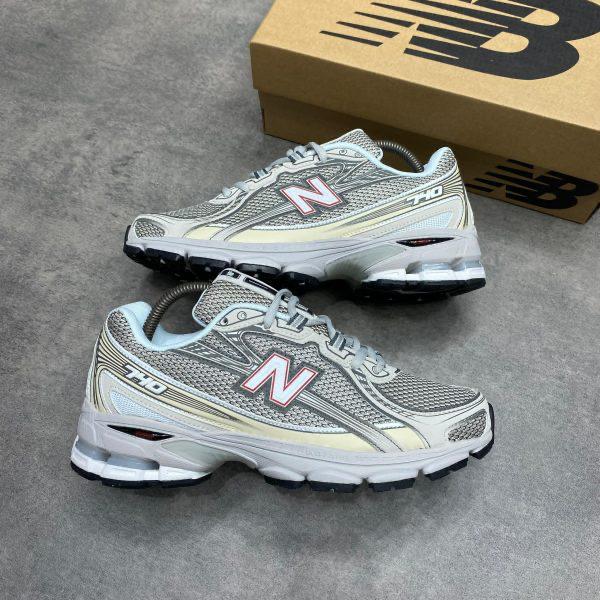 New Balance 740 (Ash & White)
