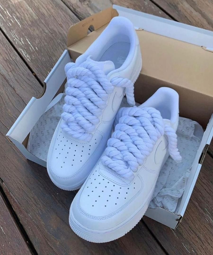 Nike Air Force Big Lace