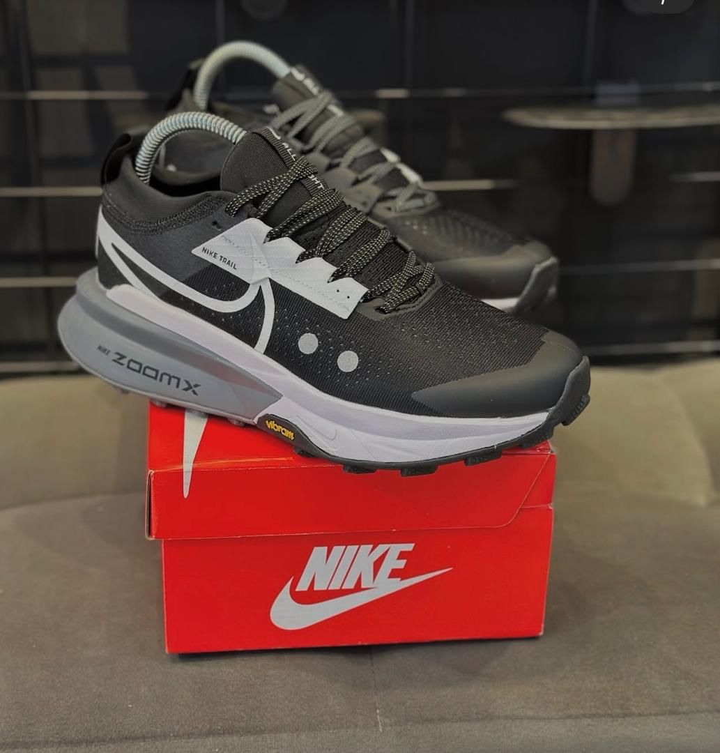 Nike Zoom X (Black & White)