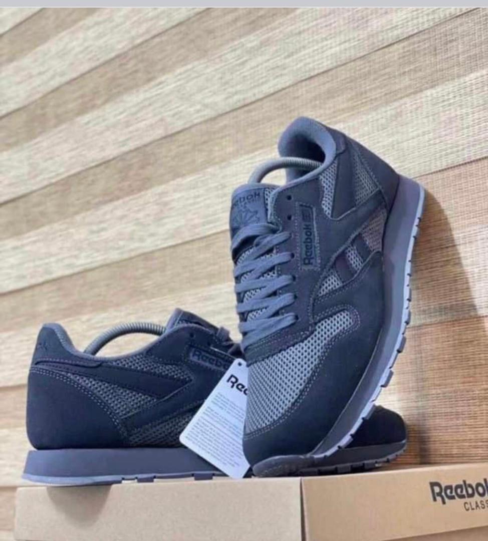 Reebok (B n Ash Alt)