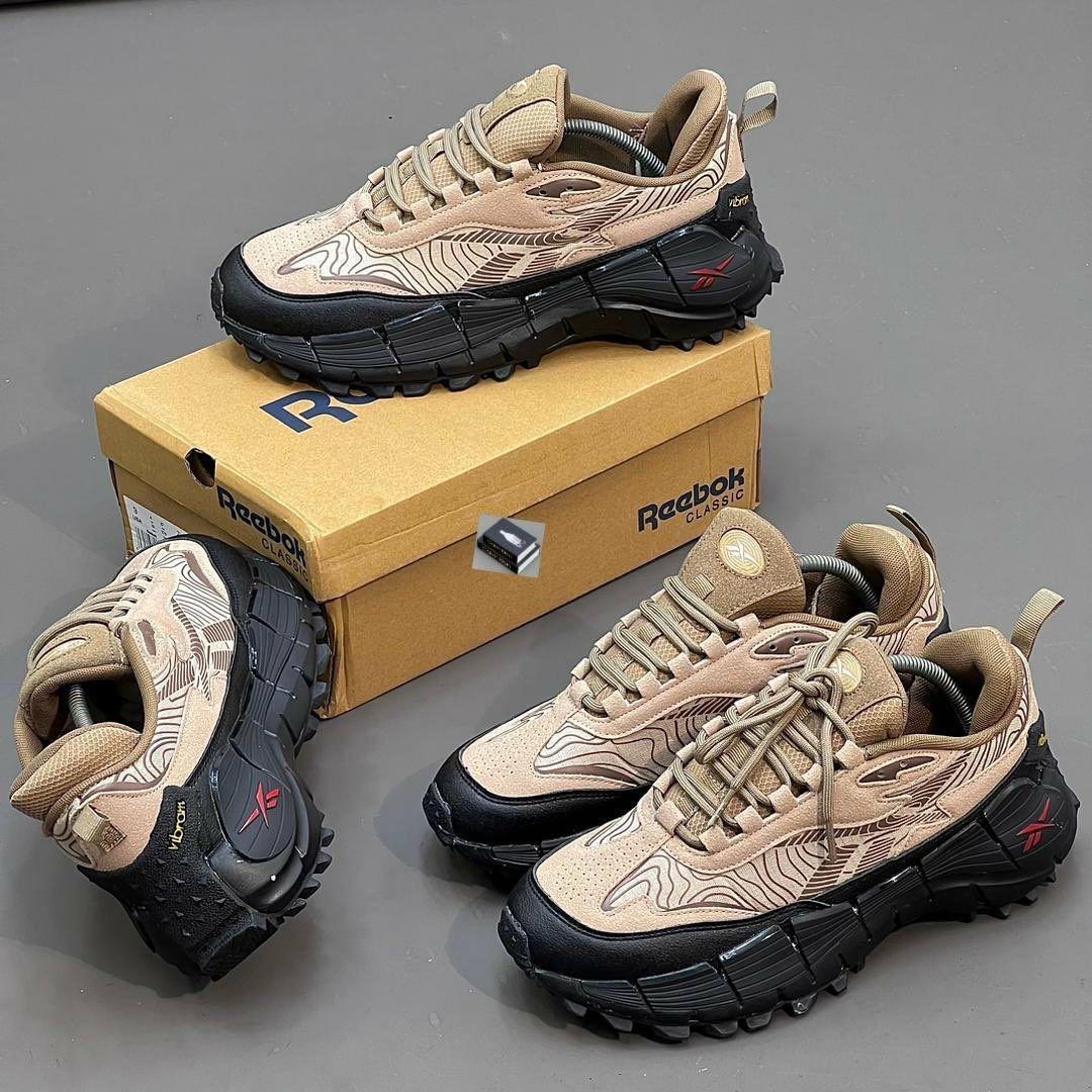 Reebok Zig Kinetica (Grey and Black)