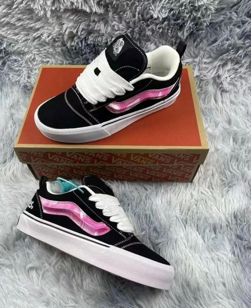 Vans Knu Skool (B & Pink)